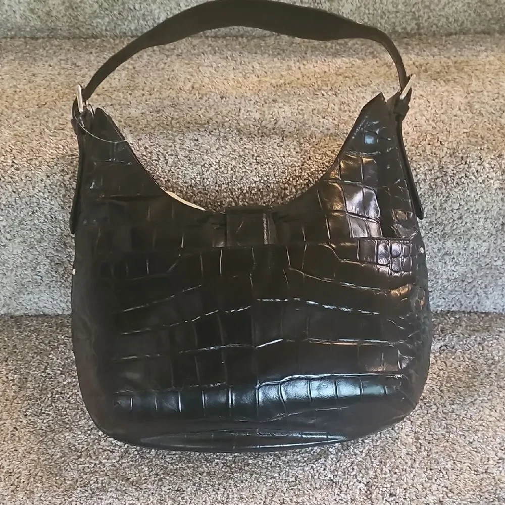 Lauren Ralph Lauren Black Croc-Embossed Leather Shoulder Bag - Picture 5 of 14